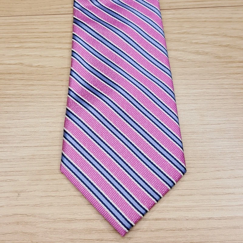 Corbata clásica preppy NAUTICA para hombre rosa a rayas diagonales 100 % seda Foto 1 de 4