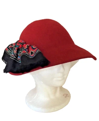 Mujer Rojo Fieltro Lana Sombrero Cubo Sombrero con Decoración Doeskin EE. UU. Foto 1 de 4