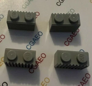 4 x Lego 2877 Stein, modifiziert 1x2 mit Gitter geriffeltes Profil HELL BLÄULICH GRAU - Bild 1 von 1