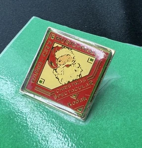 Vtg Radio City Music Hall Christmas Spectacular Hat Lapel Pin Kodak New & Sealed - Picture 1 of 10