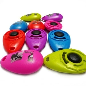 BlackDog Wear Negro Perro Gato Clicker Entrenamiento varios colores - Imagen 1 de 1