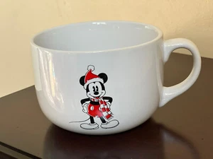 Disney Mickey Mouse Christmas Large Cup/Soup - Picture 1 of 1