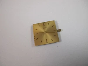 UNIVERSAL GENEVE MENS CALIBER 820 RUNNING WATCH MOVEMENT COMPLETE - Picture 1 of 9