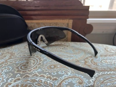 Wiley x太阳镜带半硬壳男女通用 — 第 1/4 张图片