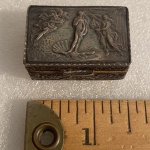 VTG 925 EMBOSSED STERLING SILVER TRINKET PILL BOX ~ BOTTICELLI "BIRTH OF VENUS" - Picture 1 of 13