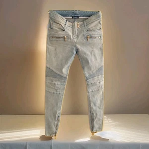 BALMAIN Denim Washed Blue Sand Distressed Moto Biker Jeans Zip Pants Sz 36 XS S - Picture 1 of 20