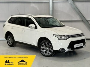 2015 Mitsubishi Outlander 2.2 DI-D GX4 5dr Auto ESTATE Diesel Automatic - Picture 1 of 24