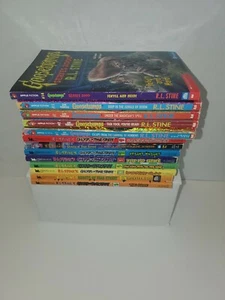 Lot Of 13 Goosebumps Books Series 2000, And Ghosts Of Fear Street reader beware - Picture 1 of 12