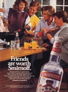 Smirnoff 1985 vodka amigos valen 1 página anuncio de revista - Imagen 1 de 1