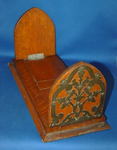 A 19th century medieval gothic arch style bookslide, oak, brass end detail - Picture 1 of 6