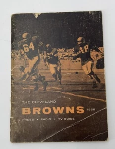 CLEVELAND BROWNS FOOTBALL MEDIA PRESS GUIDE 1958 - Picture 1 of 3
