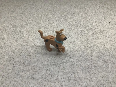 Scooby Doo Great Dane Scooby-Doo Walking with Medium Azure Collar Pattern Lego - Image 1 of 4