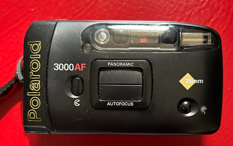 Polaroid 3000AF Panoramic 35mm Film Point & Shoot Camera Vintage TESTED - Image 1 of 4