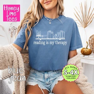 Lesen ist meine Therapie T-Shirt, Buchliebhaber T-Shirt - Psychische Gesundheit Leser Geschenk - Bild 1 von 5