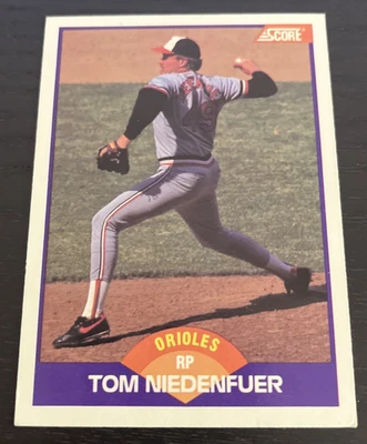 1989 Score - Tom Niedenfuer - Baltimore Orioles - #252 - Image 1 of 2