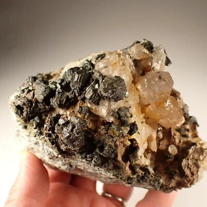 CLINOCHLORE (PENNINE) * SUPER CRYSTALS + QUARTZ !!! Hocharn, Rauris, AUSTRIA - Picture 1 of 12