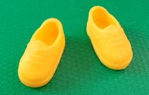 B385 - BARBIE - KELLY 90s scarpe sneakers gialle - Bild 1 von 4