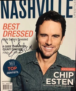 CHIP ESTEN AUTOGRAFO A MANO - RIVISTA NASHVILLE FIRMATA - IL MIGLIORE SU EBAY! - Foto 1 di 3