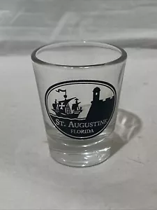 Barco pirata de viaje coleccionable transparente de vidrio de chupito de recuerdo de St. Augustine Florida - Imagen 1 de 3