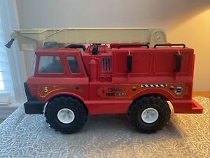 Large 1999 Tonka No.5 Fire Truck Ladder Truck Xmb 975 Stamped Steel Cab 