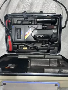 Sony CCD-V8AF Video 8 8mm Video Camera Camcorder - Picture 1 of 8