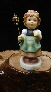 GOEBEL HUMMEL FIGURINE "MY LUCKY HEART" #2298 2008 GERMANY - Picture 1 of 9