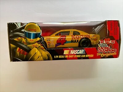 Racing Champions 1999 1/24 NASCAR #4 Bobby Hamilton Kodak Chevy Monte Carlo nuevo en caja Foto 1 de 4