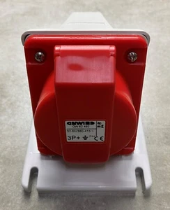 GEWISS GW62492 90 Degree SURFACE Socket Outlet, IP44, 3P+E, 32A, 415V - Picture 1 of 8