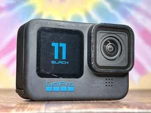 GoPro HERO11 Black 5K Video 23MP Streaming Action Camera includes Battery - Picture 1 of 19