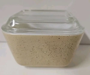 Vintage Pyrex Homestead hellbraun gesprenkelt Kühlschrank Geschirr mit Deckel 501-B  - Bild 1 von 3