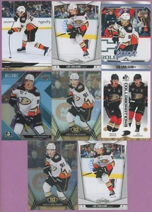 HUGE ANAHEIM DUCKS LEO CARLSSON 8 ASSORTED CARDS LOT WITH 6 DIFFERENT SWEDEN - Bild 1 von 1