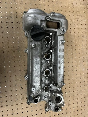 2014-2018 KIA SOUL 1.6L ENGINE VALVE COVER 22410-2B611 OEM - Image 1 of 2