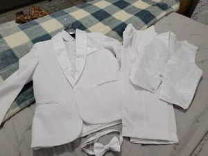 Boys Baptism Wedding Church Pictures 4 piece White Suit Sz 5/6 made in Mexico - Picture 1 of 9