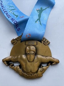 Medaglia Nuoto Virtuale 2km Ricompensa Incoraggiamento Medaglia Qualità Pesante 70mm - Foto 1 di 2
