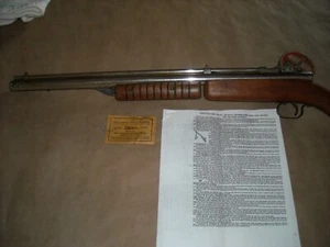 Vintage 312 a .22cal Benjamin Rifle with Tin with pellets - Picture 1 of 19