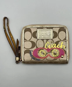 Coach Wristlet Wallet Zip Around - Picture 1 of 24