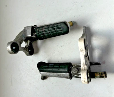 Reposapiés conductor izquierdo y derecho honda cbr1000f (sc24) Foto 1 de 4