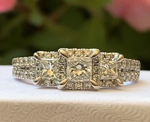14 Karat Weißgold Prinzessin Schliff Diamantring 1 1/4 CTW 3 Stein Halo - Bild 1 von 10