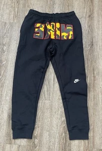 Nike Mens Camo Graphic Jogger Sweatpants Black Size Medium DC2745-010 - Picture 1 of 2