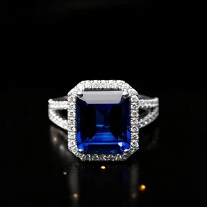 Anello in oro bianco 14 carati con diamanti naturali taglio smeraldo 8,75... - Foto 1 di 12