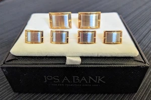 Juego de pasadores gemelos de esmoquin Jos A Bank marco dorado y diseño plateado cepillado - Imagen 1 de 5