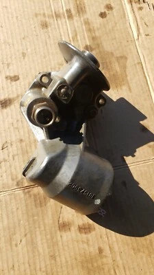 1995-2003 Ford F250 F350 7.3 powerstroke oil cooler adapter housing # 1815739C2 Foto 1 de 4