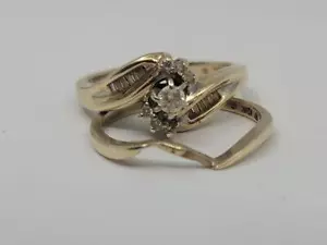 10K Yellow Gold APX 1/6 CTW Round Diamond Wedding Set Size 7 (KN1029089) - Picture 1 of 7