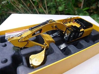CCM 1/48 Scale CAT 349E L Hydraulic Excavator Diecast Model Toy Collection - Image 1 of 4