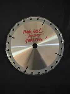 Tobin Bell signed Saw blade (Game Over! inscription) W/ Beckett witnessed COA - Picture 1 of 2