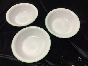 Set 3 Corelle Corning White Green Trim 7 1/4in. Cereal Soup Bowls - Picture 1 of 6