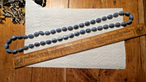 Vintage HALSKETTE, meliert, kreideblaue Perlen, 29 Zoll - Bild 1 von 2