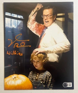 Dylan Baker signed 8x10 Foto Trick 'r Treat Autogramm Auto Beckett BAS - Bild 1 von 3