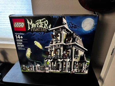 LEGO Monster Fighters: Haunted House (10228) Retired New Factory Sealed - image 1 of 2