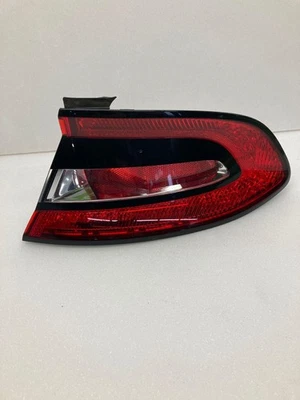 Conjunto de luces traseras Dodge Dart 13 14 15 16 lado del pasajero derecho Foto 1 de 4